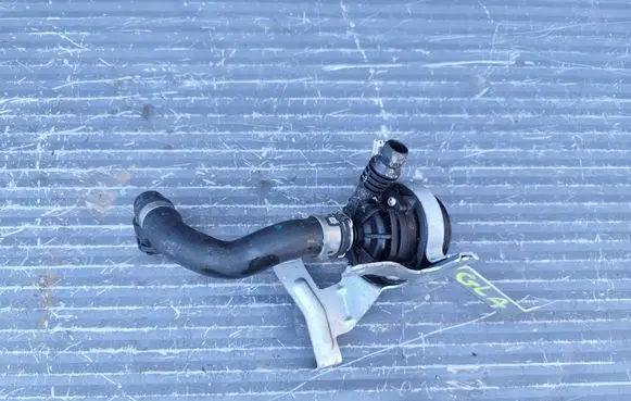 Mercedes-Benz GLA H247 Electric auxiliary coolant/water pump A0005003600 0392023409