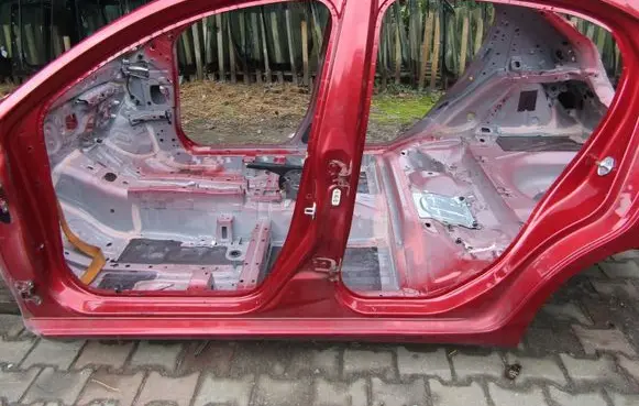 Mazda 2 Pillar (middle) KRIS235789
