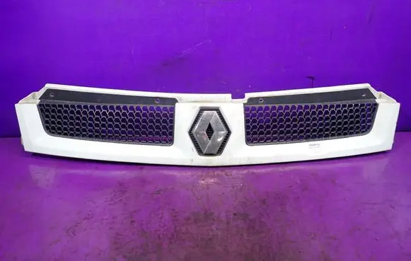 Renault Master II Front grill 