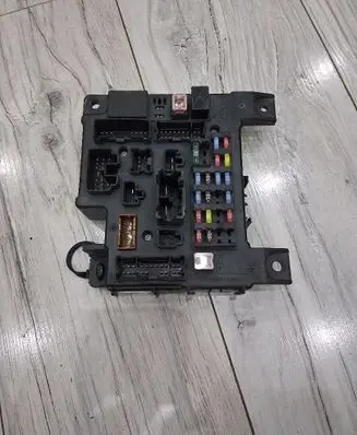 Mitsubishi Outlander Fuse box set 8637A319