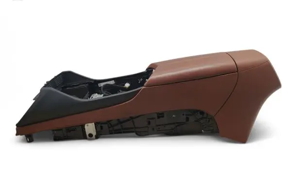 Maserati Levante Center console 670037782
