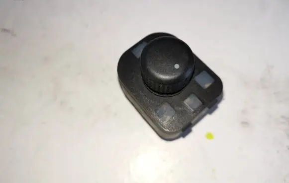 Skoda Superb B5 (3U) Wing mirror switch 3U2959565D