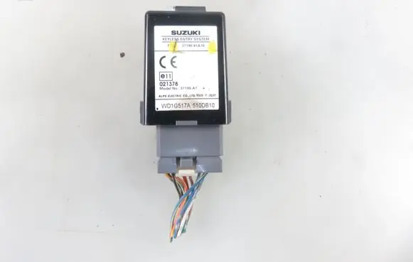 Suzuki Jimny Door central lock control unit/module 3719081A70