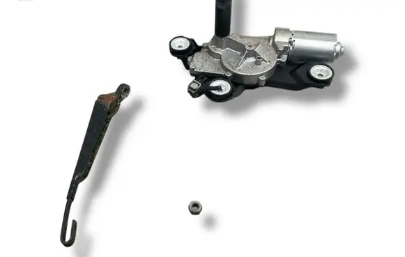 Ford C-MAX I Rear window wiper motor 0390201823 30763683 3M51R17K141