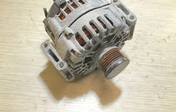 Mercedes-Benz Sprinter W906 Generator/alternator