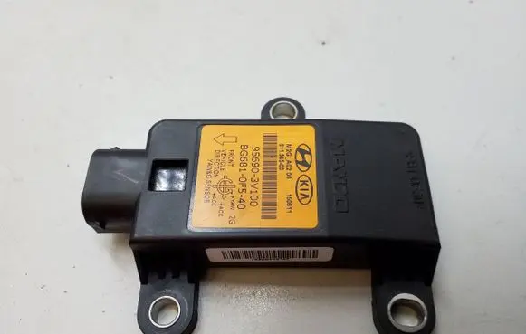 Hyundai i40 ESP acceleration yaw rate sensor 956903V100