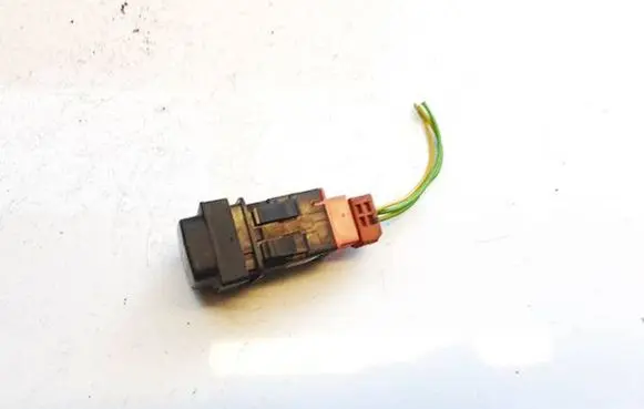 Citroen C4 Grand Picasso Fuel tank opening switch 96530658xt
