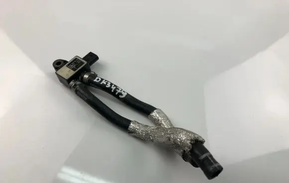 Mercedes-Benz C W205 Air pressure sensor A6429050400