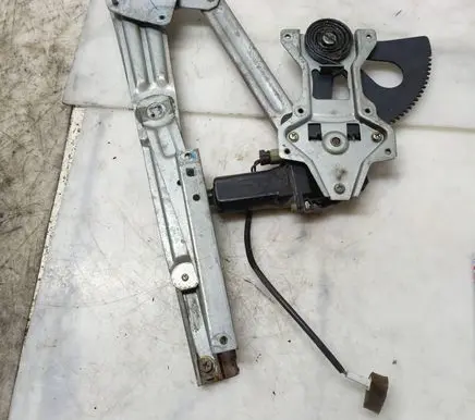 Hyundai Galloper Front door window regulator with motor 