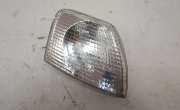 Volkswagen PASSAT B5 Front indicator light 08-441-1516R-F