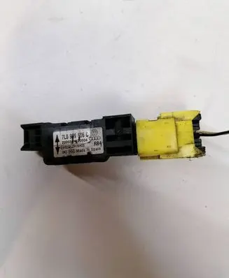 Volkswagen Phaeton Airbag deployment crash/impact sensor 7L0909606C