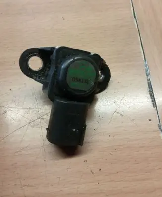 Mercedes-Benz Sprinter W906 Air pressure sensor A0051535028