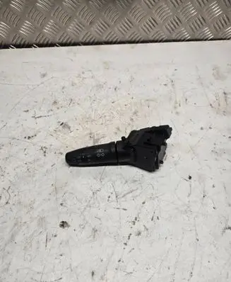 Nissan Terrano Indicator stalk 255408H702