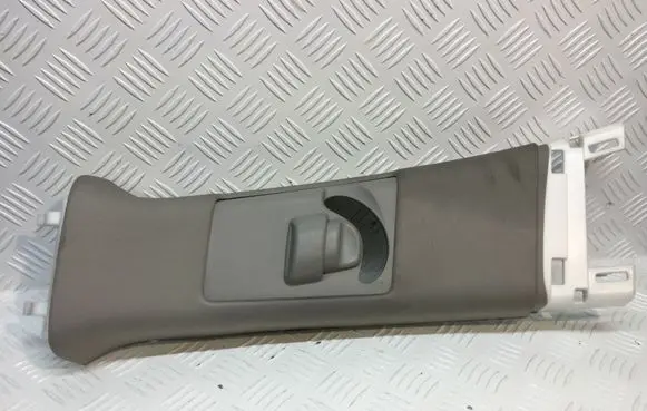 Honda Accord Seat belt height adjuster 