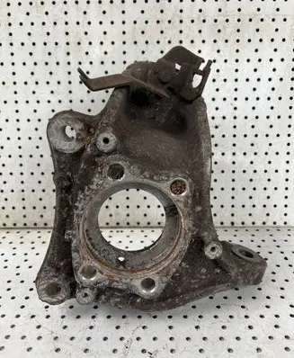 Volkswagen PASSAT B6 Front wheel hub spindle knuckle