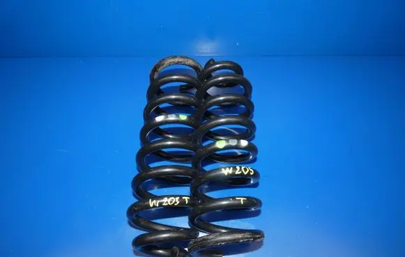Mercedes-Benz C W205 Rear coil spring 