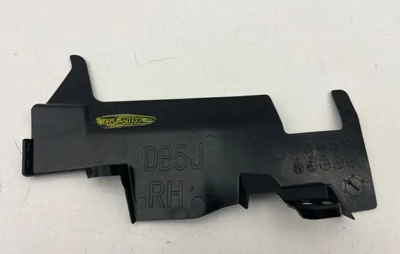 Mazda 2 Intercooler air guide/duct channel DB5J50122