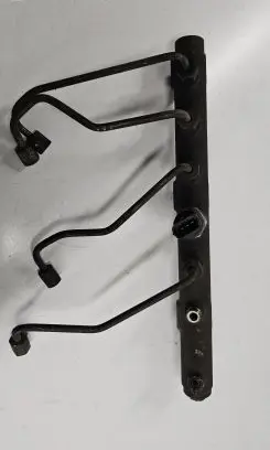 KIA Sorento Fuel main line pipe
