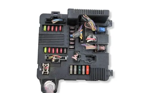 Renault Scenic III - Grand scenic III Fuse module 8200306032C S118399200G 949129