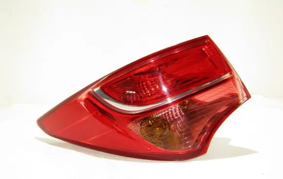 Hyundai Santa Fe Rear/tail lights 924012W0