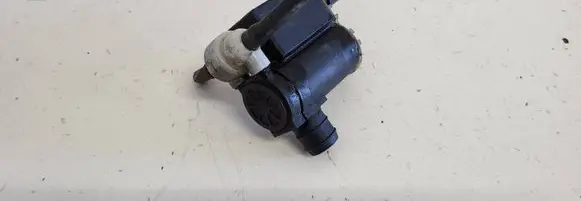KIA Ceed Windscreen/windshield washer pump 985101H100