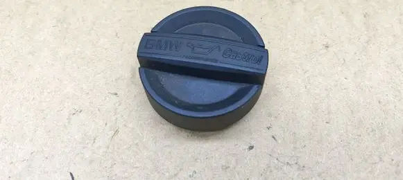 BMW 3 E90 E91 Oil filler cap 8507153