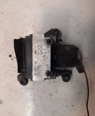 Audi A4 S4 B5 8D ABS Pump 8D0614111 0265214002 572021702