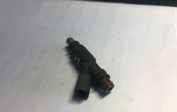 Toyota Corolla E120 E130 Fuel injector 232500D030 0280156019