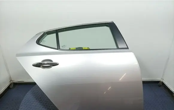 Rear door