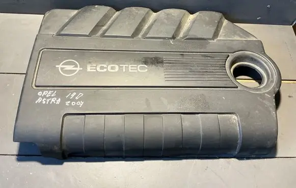 Opel Astra H Engine cover (trim) 315829598 81093