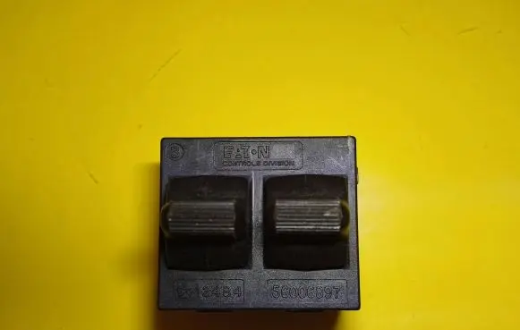 Chrysler Neon I Electric window control switch 56006897