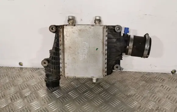 Jaguar F-Pace Intercooler radiator GX736K775AE