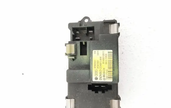 Audi A4 S4 B7 8E 8H Heater blower motor/fan resistor 4F0820521 4F0910521
