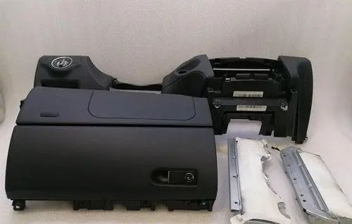 Mercedes-Benz C W204 Engine cover (trim) A2186801487