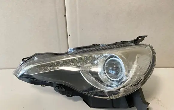 Toyota GT 86 Headlight/headlamp 10060083