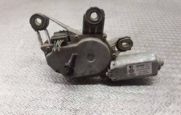 Volkswagen Golf IV Rear window wiper motor 1J6955711G