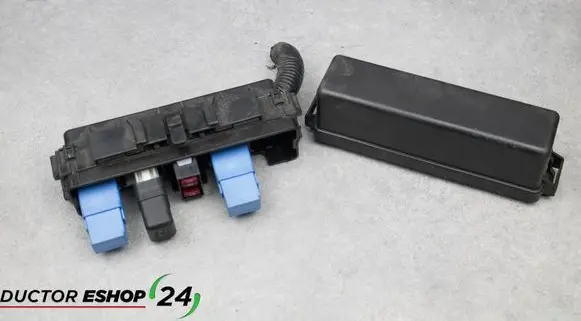 Nissan Leaf I (ZE0) Fuse module 252309F920