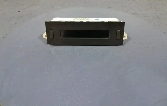 Radio/CD/DVD/GPS head unit