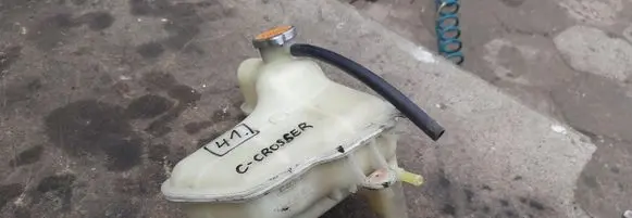 Citroen C-Crosser Coolant expansion tank/reservoir