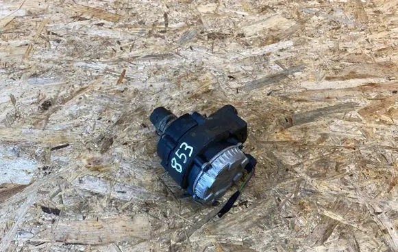 Volkswagen Golf VII Electric auxiliary coolant/water pump 04L965567B