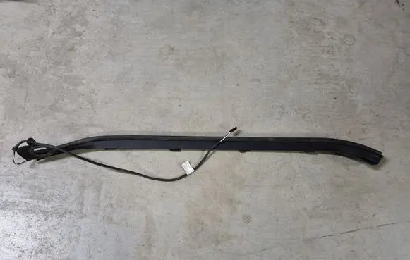Volkswagen Touareg II Other brake parts 7P6827712