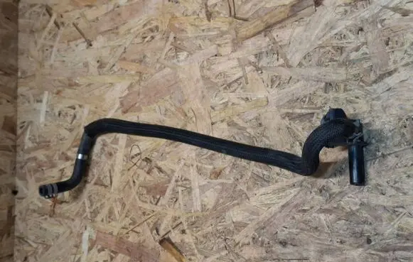Ford Mustang VI Engine coolant pipe/hose FR338W005CC