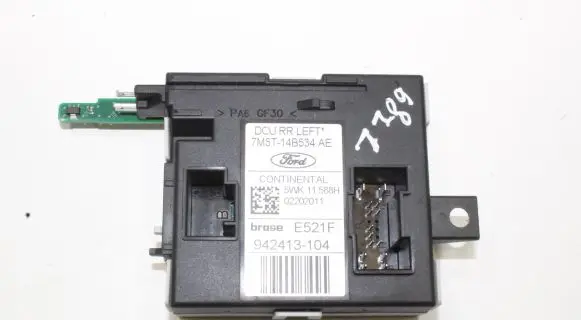 Chevrolet Orlando Door control unit/module 7M5T14B534AE 5WK11588H
