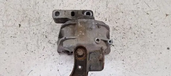 Volkswagen Jetta V Engine mount bracket 1K0199262