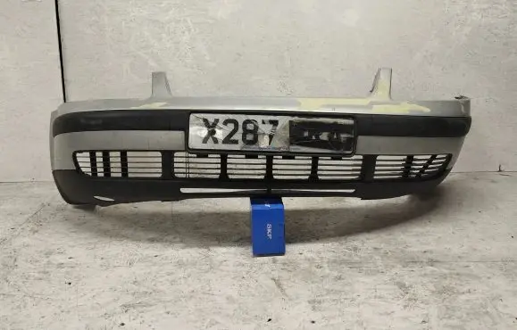 Volkswagen PASSAT B5 Front bumper 3B0805903