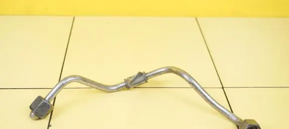 Nissan Pulsar Fuel line pipe 4HTR23