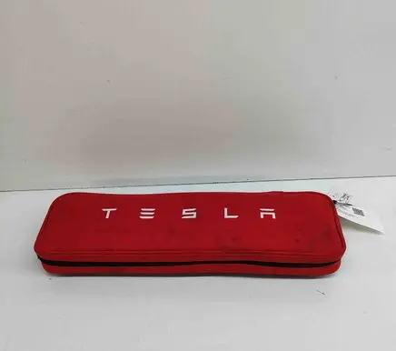 Tesla Model S First aid kit 147507600C