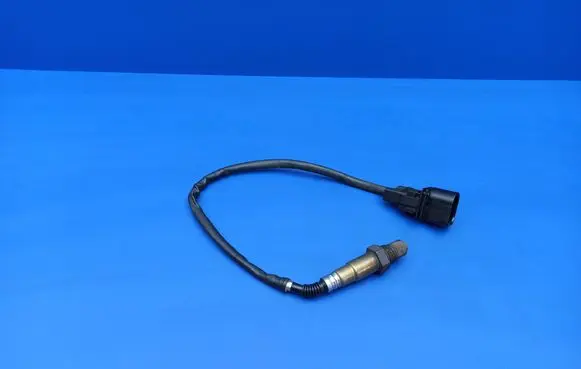 BMW 6 E63 E64 Lambda probe sensor 751298203 0258007144