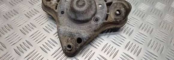 Volkswagen PASSAT B5 Coil spring mount 8D0412383E
