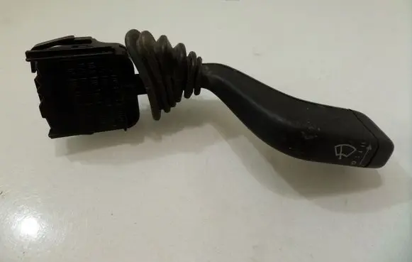 Opel Zafira A Wiper control stalk 090243395501392 90481242501579
